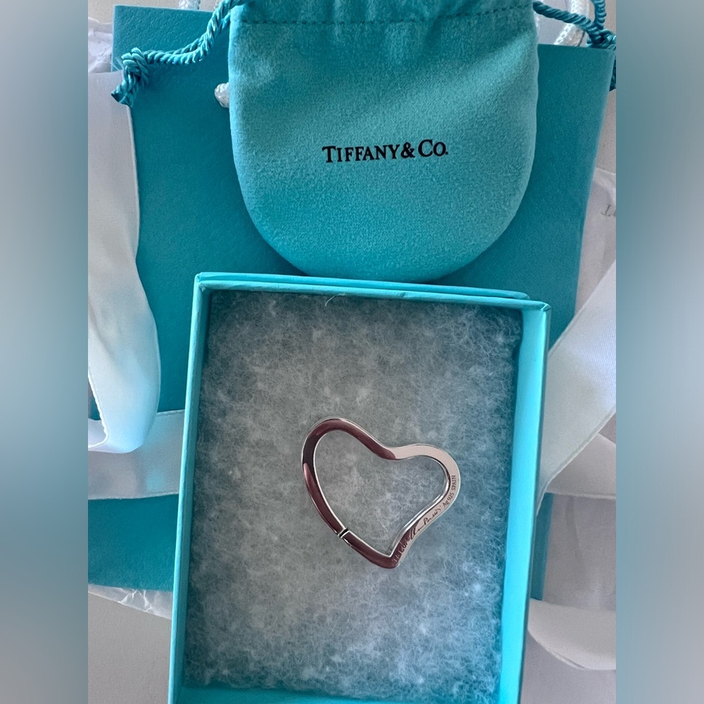Tiffany Elsa Peretti sterling silver Open Heart Key Ring